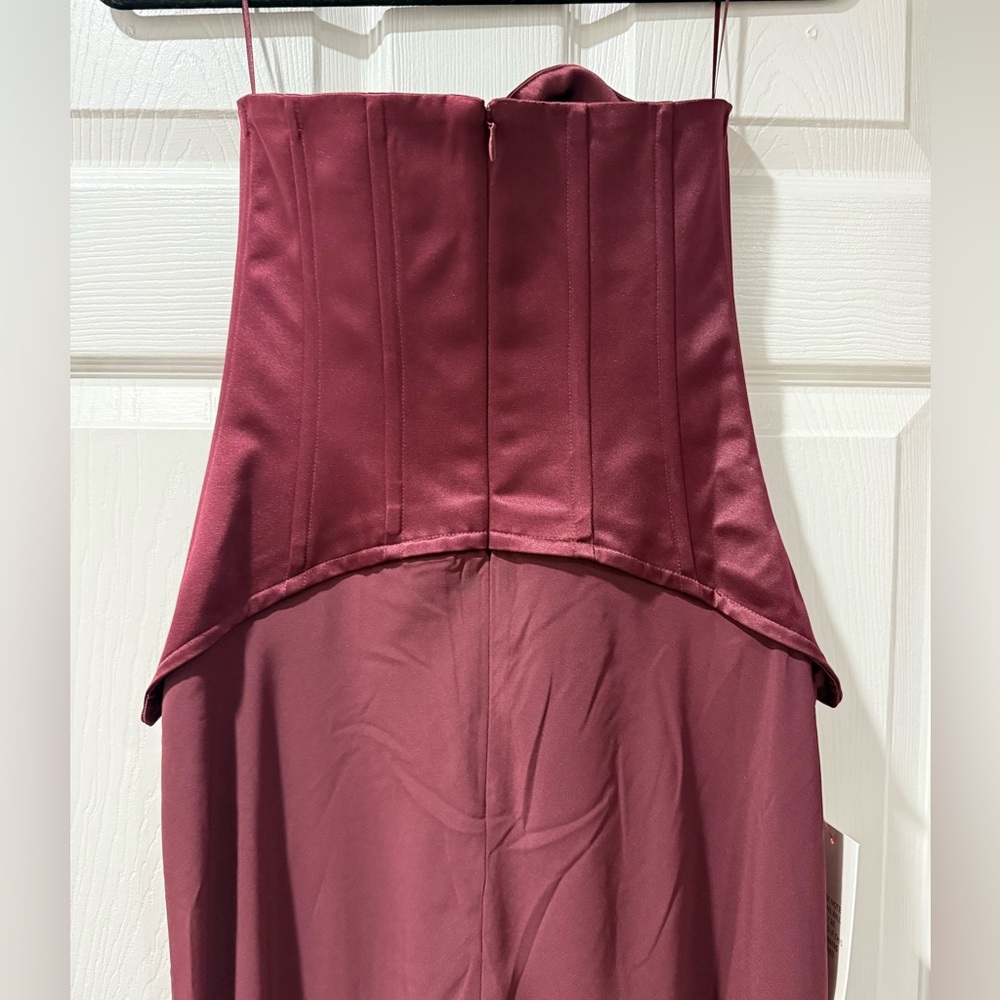 Because of Alice satin corset gown - Picture 5 of 5